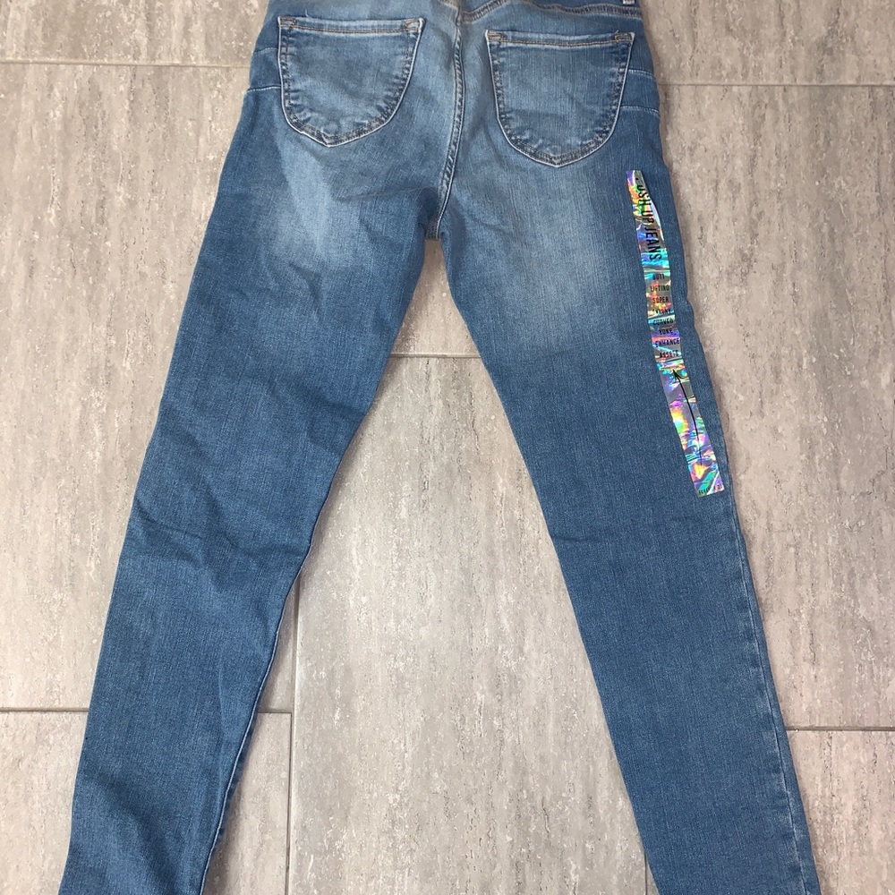Jeans - Picture 4 of 5